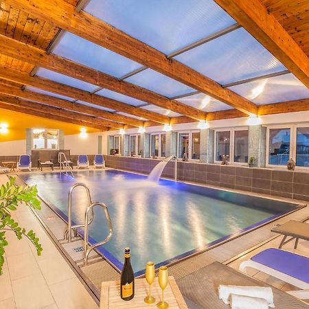 Hotel Wellness & Restaurant U Fandy Lhotka  Esterno foto