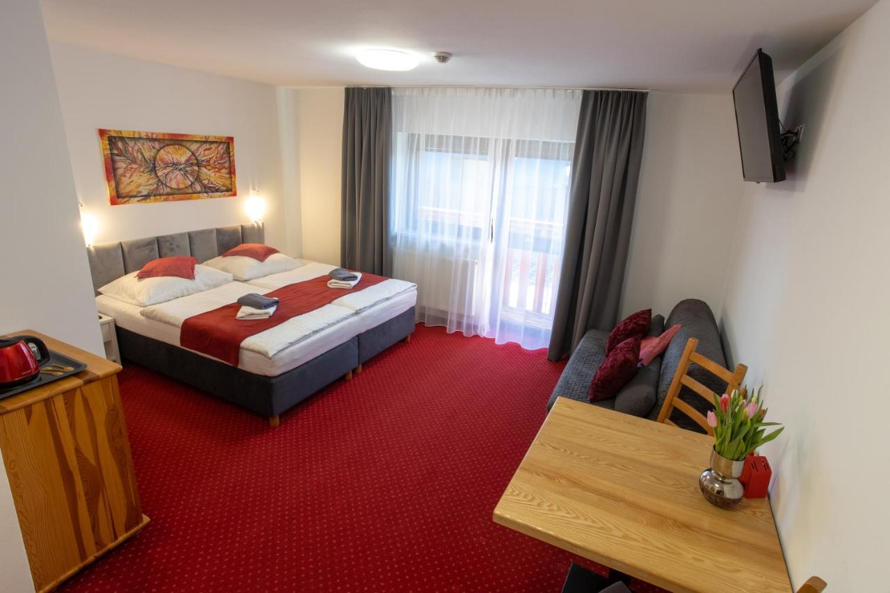 Hotel Wellness & Restaurant U Fandy Lhotka  Esterno foto