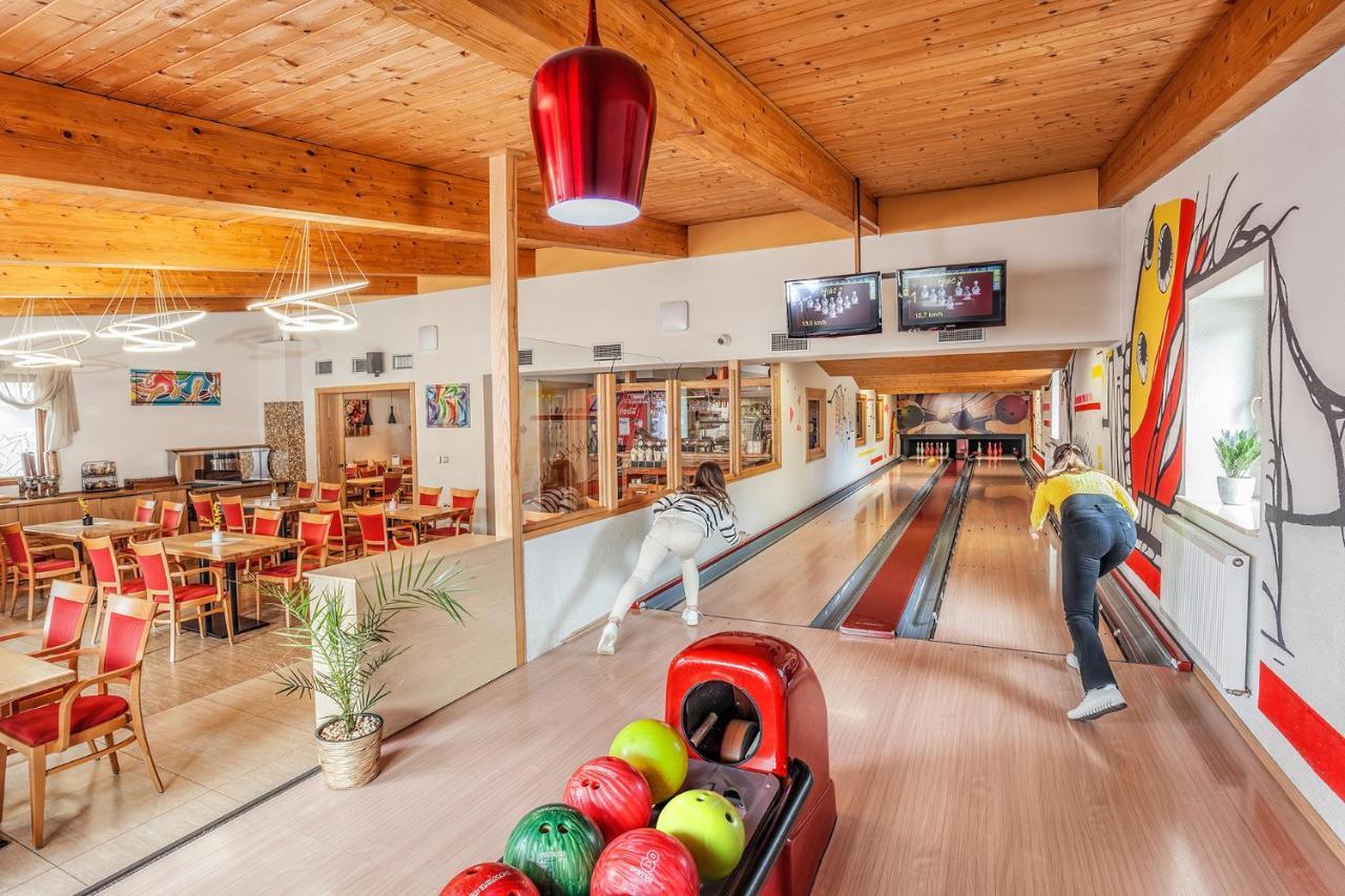 Hotel Wellness & Restaurant U Fandy Lhotka  Esterno foto