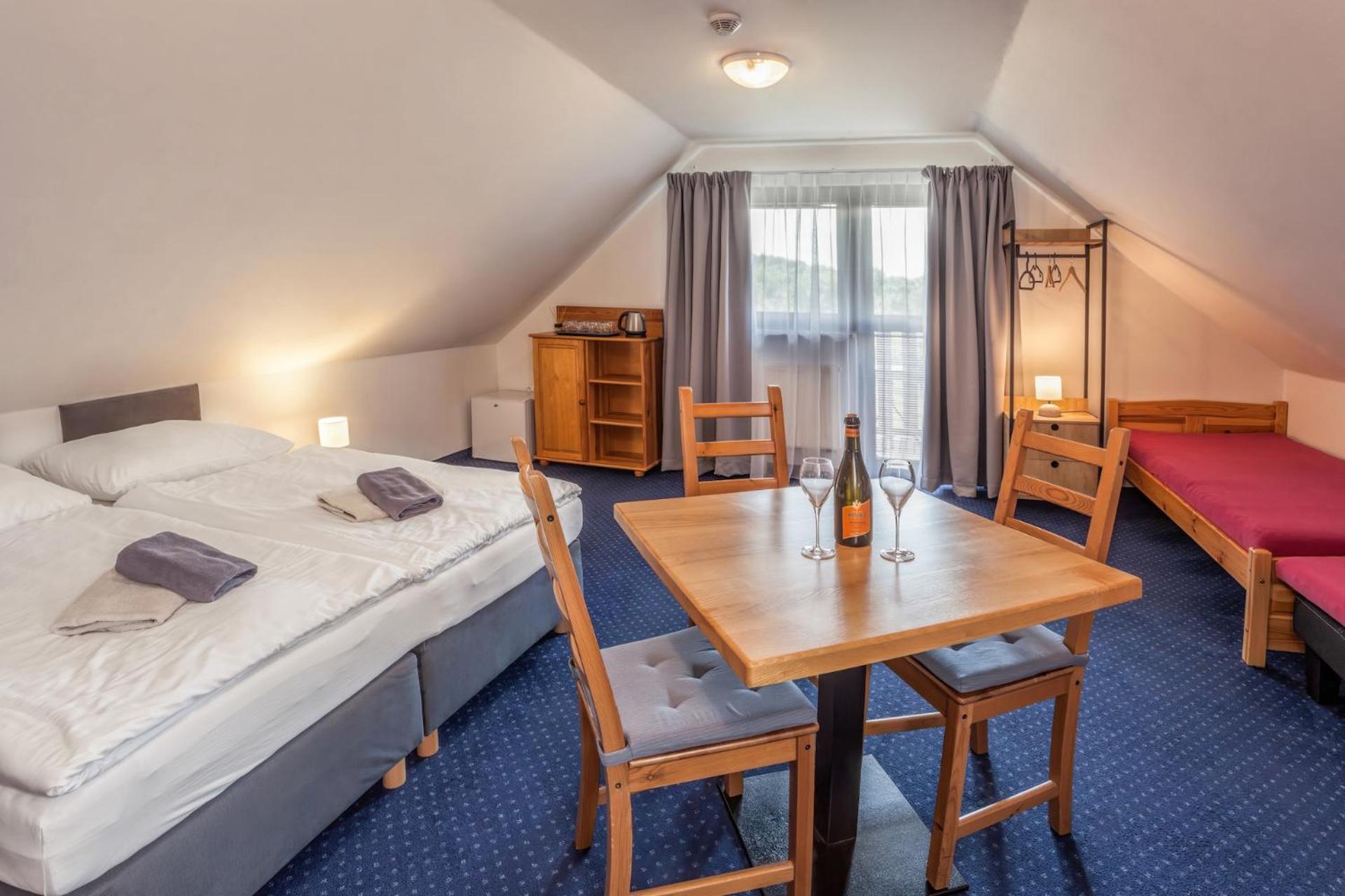 Hotel Wellness & Restaurant U Fandy Lhotka  Esterno foto